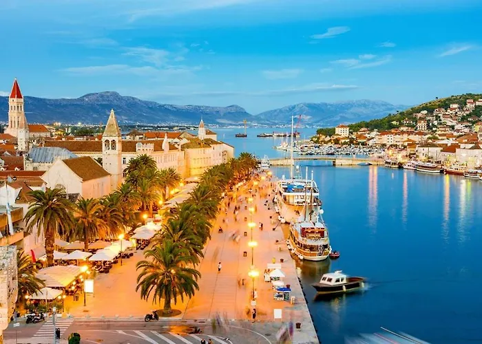 Mimoza Trogir