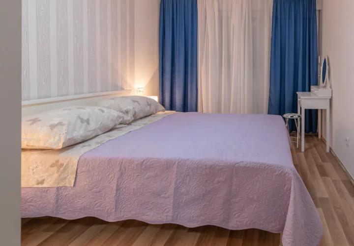 Mimoza Apartman *